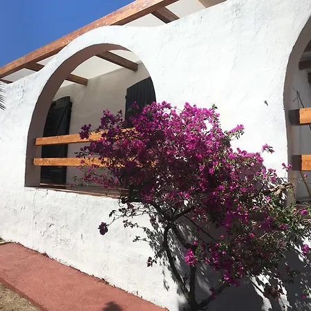 Maria, Serr'e Morus Villa *